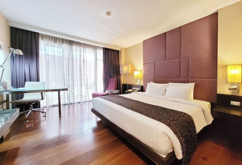호텔 Citichic Sukhumvit 13 By Compass Hospitality