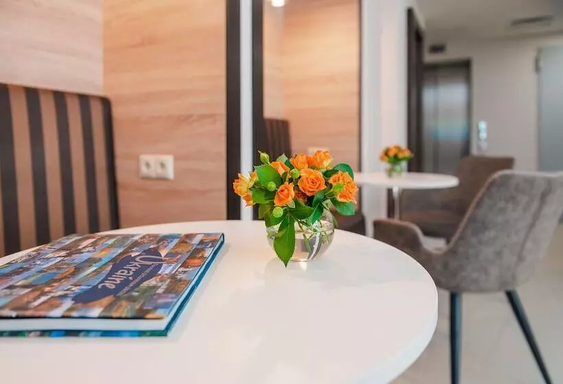 City Park Apart Hotel By Chm