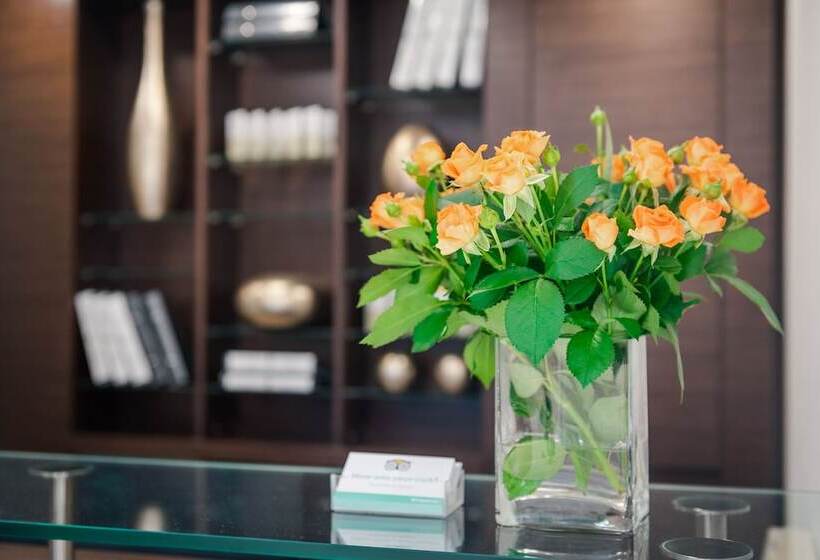 City Park Apart Hotel By Chm