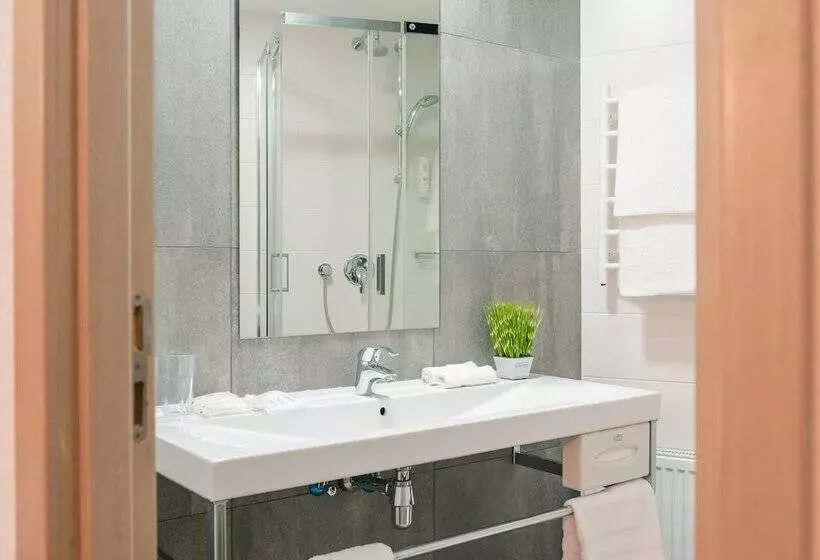 City Park Apart Hotel By Chm