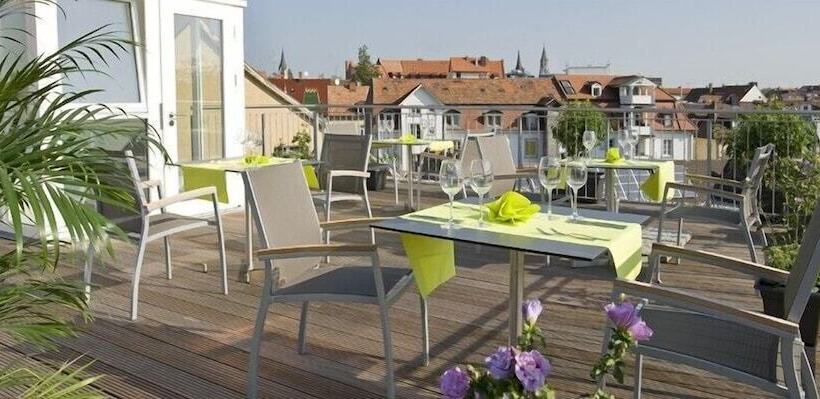 Отель Constantia