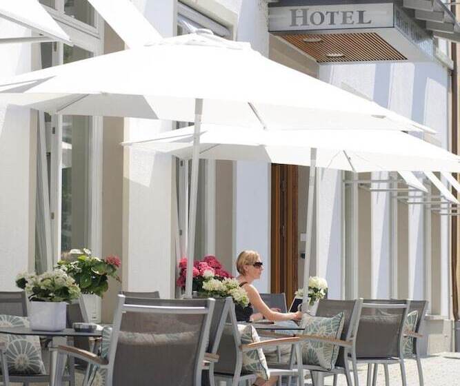 Отель Constantia