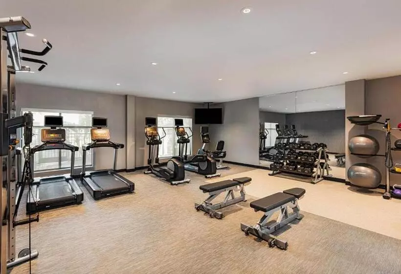 Otel Courtyard By Marriott Anaheim Resort/convention Center