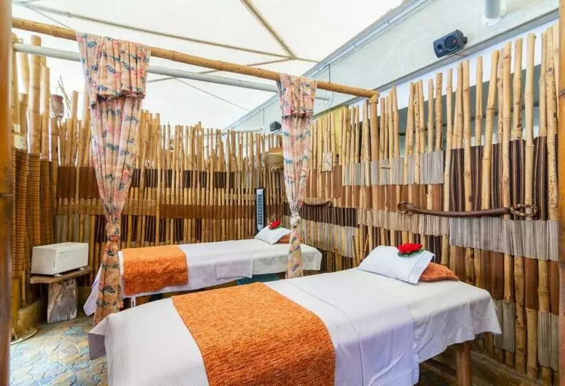 Diez Hotel Categoría Colombia