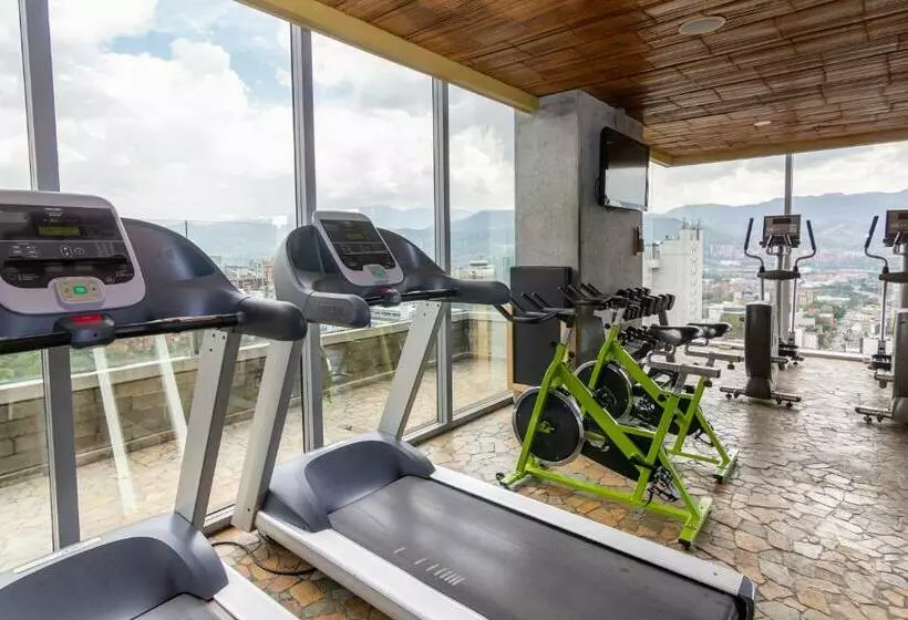 Diez Hotel Categoría Colombia