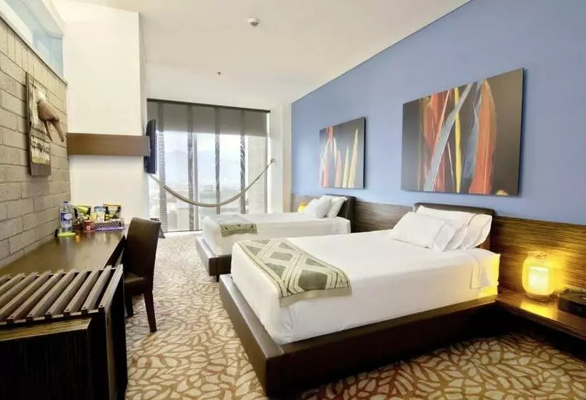 Diez Hotel Categoría Colombia