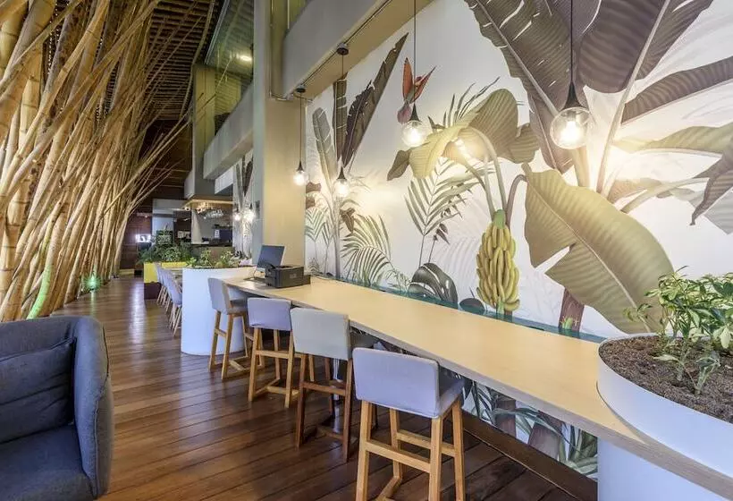 Diez Hotel Categoría Colombia