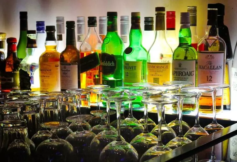 Отель Eclat Taipei