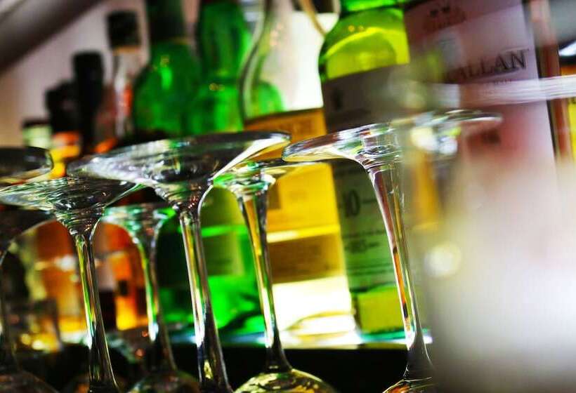 Отель Eclat Taipei