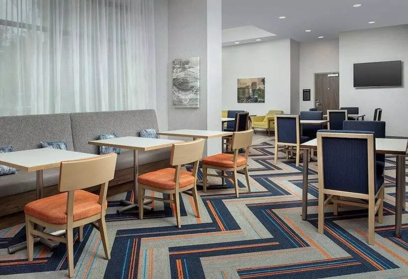 هتل Hampton Inn Baltimoredowntownconvention Center