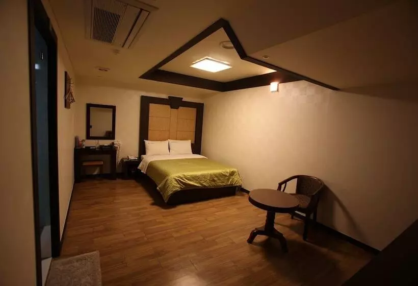 בית מלון כפרי Hill House