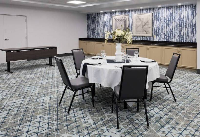 בית מלון כפרי Hilton Garden Inn Birmingham Se/liberty Park