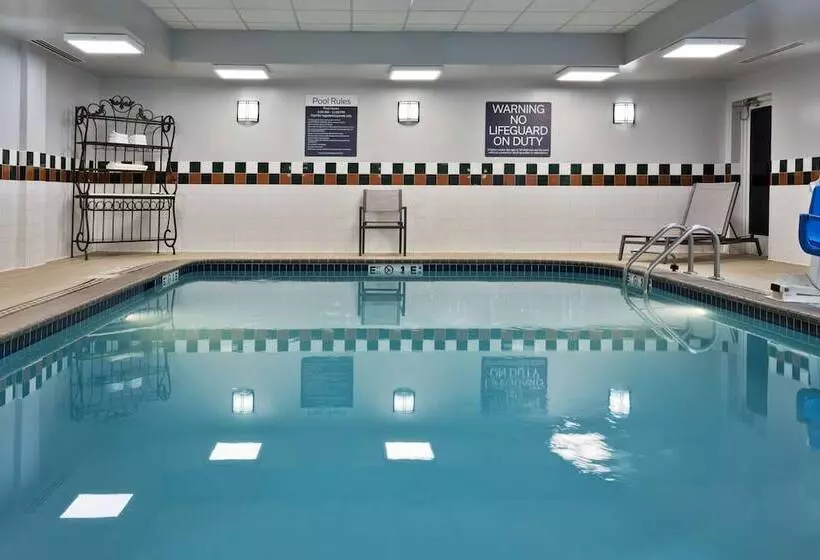 هتل Hilton Garden Inn Birmingham Se/liberty Park