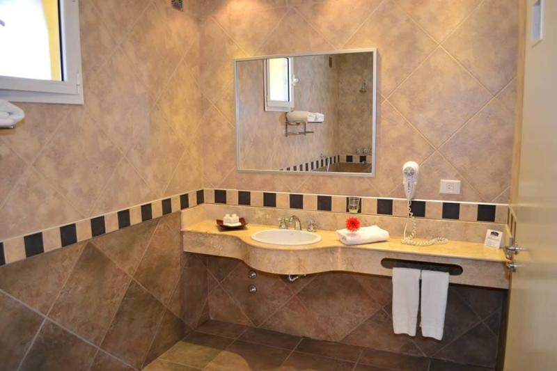 فندق Howard Johnson By Wyndham Rosario De La Frontera