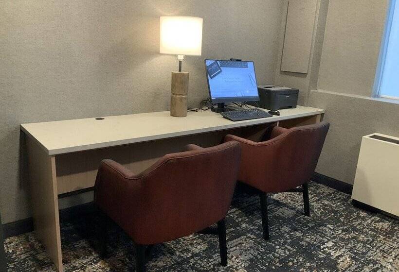 בית מלון כפרי Hyatt Place Fairbanks