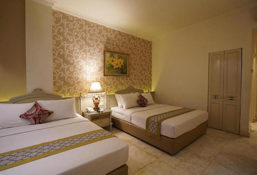 فندق Indah Palace Solo