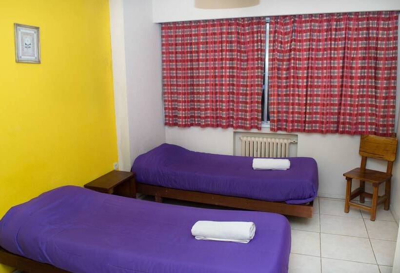 هتل Marcopolo Inn Hostel Bariloche