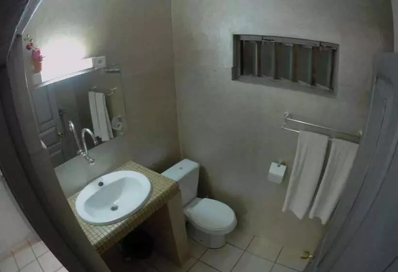 هتل Napoleon Lagune