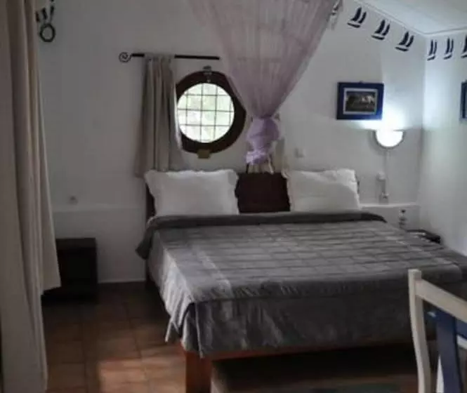 هتل Napoleon Lagune