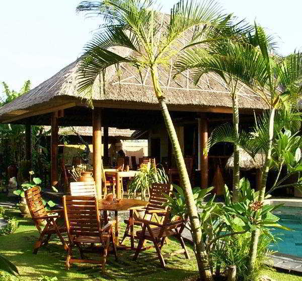 בית מלון כפרי Puri Madawi