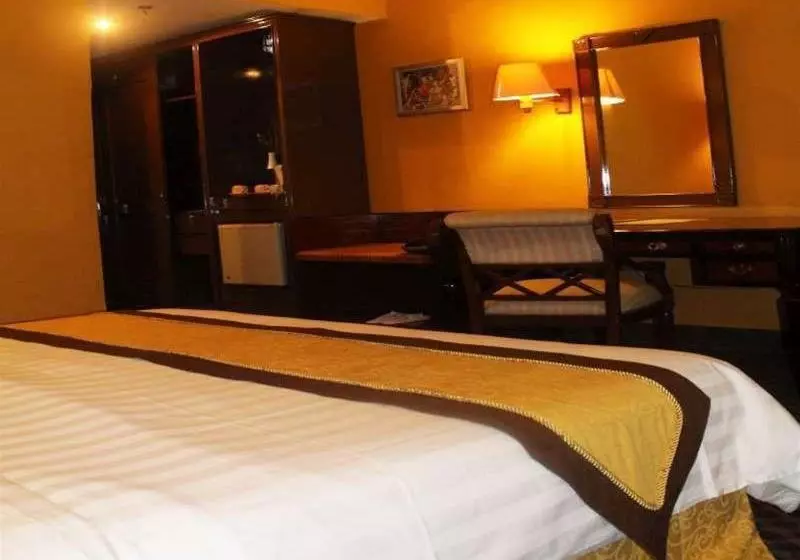 Hotelli Ratu Mayang Garden