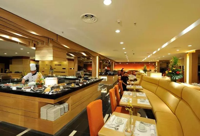 Hotel The Klagan Regency