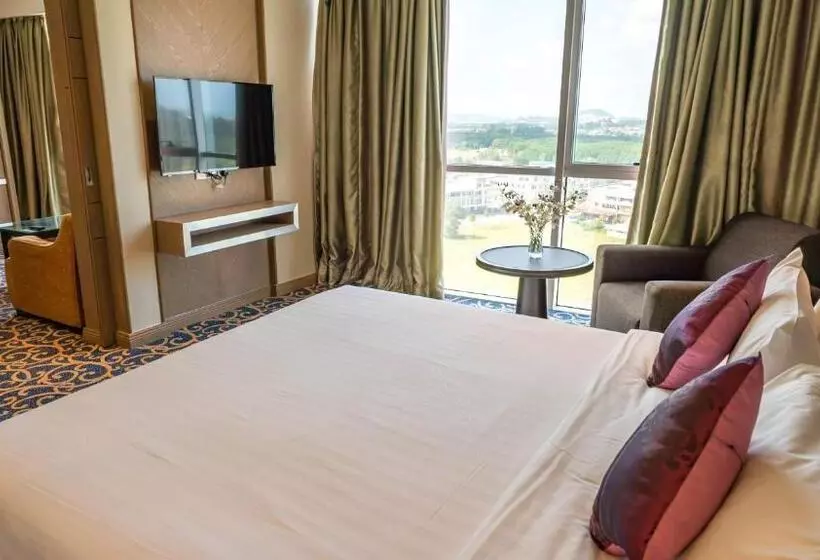 Hotel The Klagan Regency