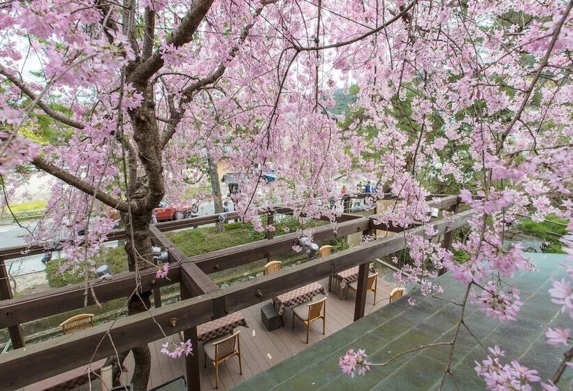 Kyoto Nanzenji Ryokan Yachiyo Established In 1915