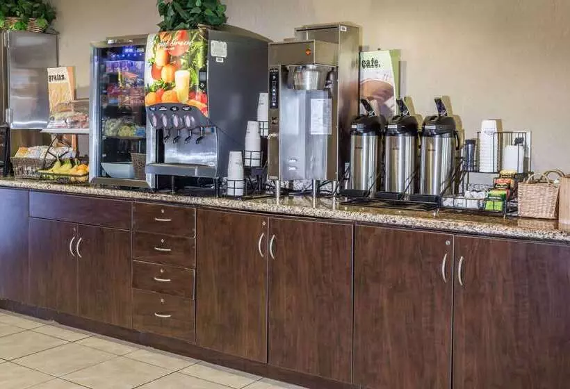 Microtel Inn & Suites By Wyndham Jacksonville Airport