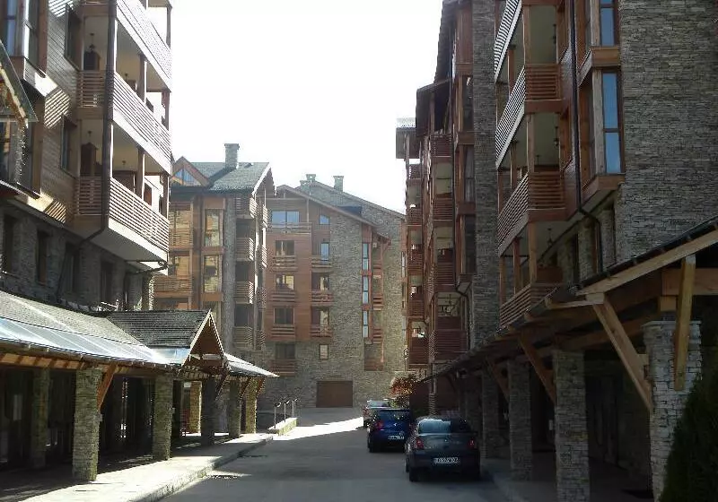 Saint Ivan Ski Apartments