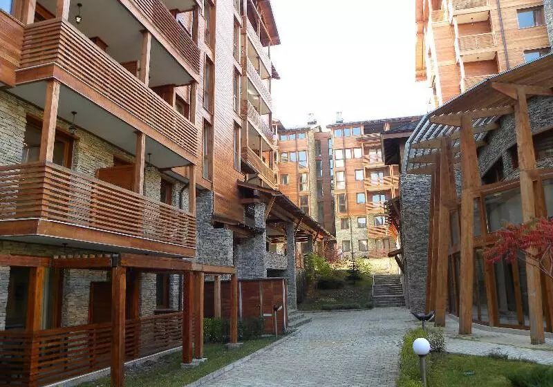 Saint Ivan Ski Apartments