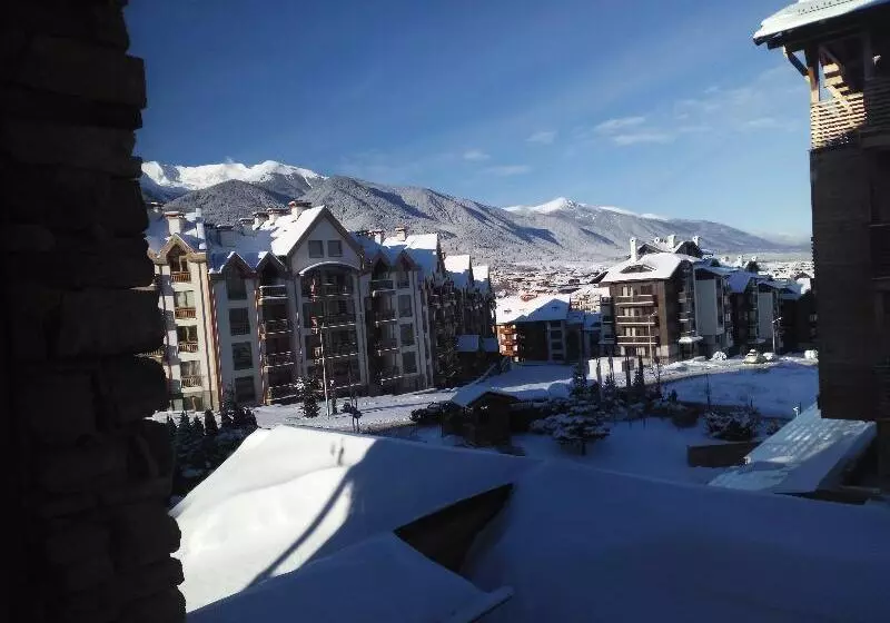 Saint Ivan Ski Apartments