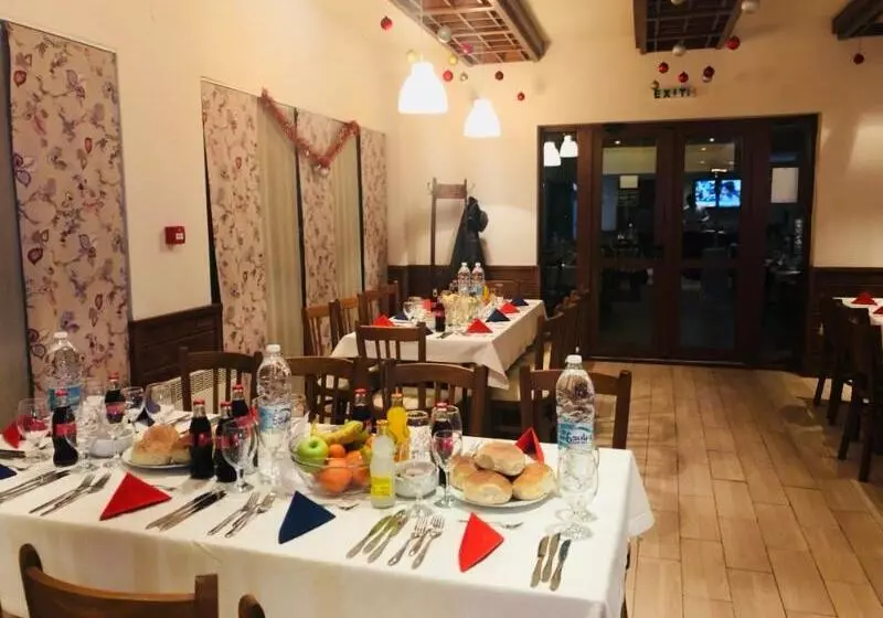 Saint Ivan Ski Apartments