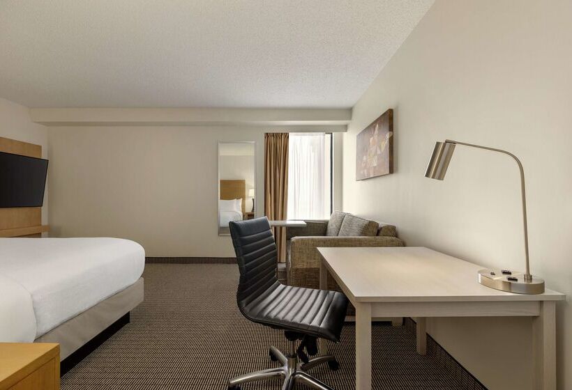 فندق Embassy Suites By Hilton Denver International Airport