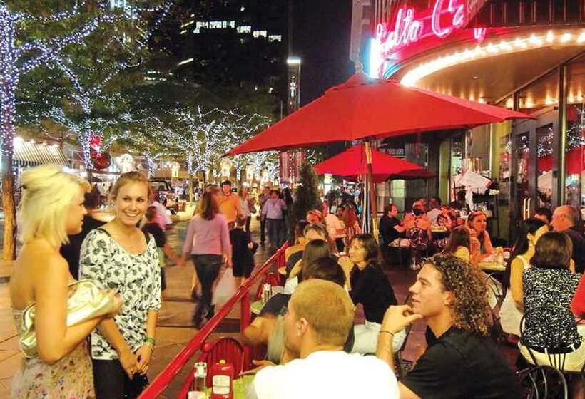 فندق Embassy Suites By Hilton Denver International Airport