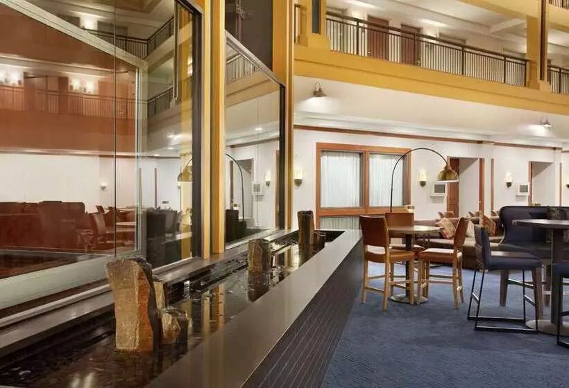 호텔 Embassy Suites By Hilton Denver International Airport