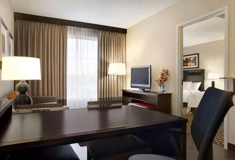 Отель Embassy Suites By Hilton Jackson North Ridgeland