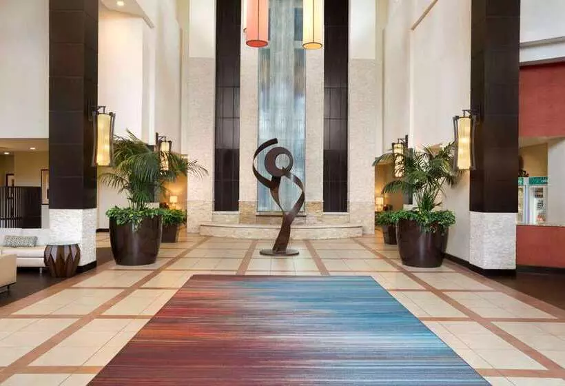 Отель Embassy Suites By Hilton Jackson North Ridgeland