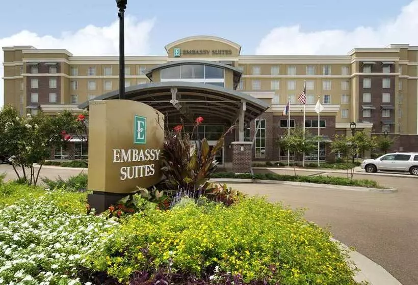 Отель Embassy Suites By Hilton Jackson North Ridgeland