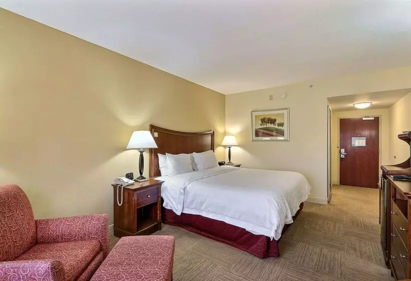 ホテル Hampton Inn & Suites Savannah   I 95 South   Gateway