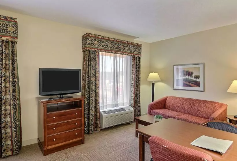 ホテル Hampton Inn & Suites Savannah   I 95 South   Gateway