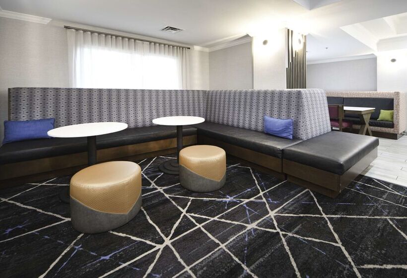 فندق Hampton Inn Bryant