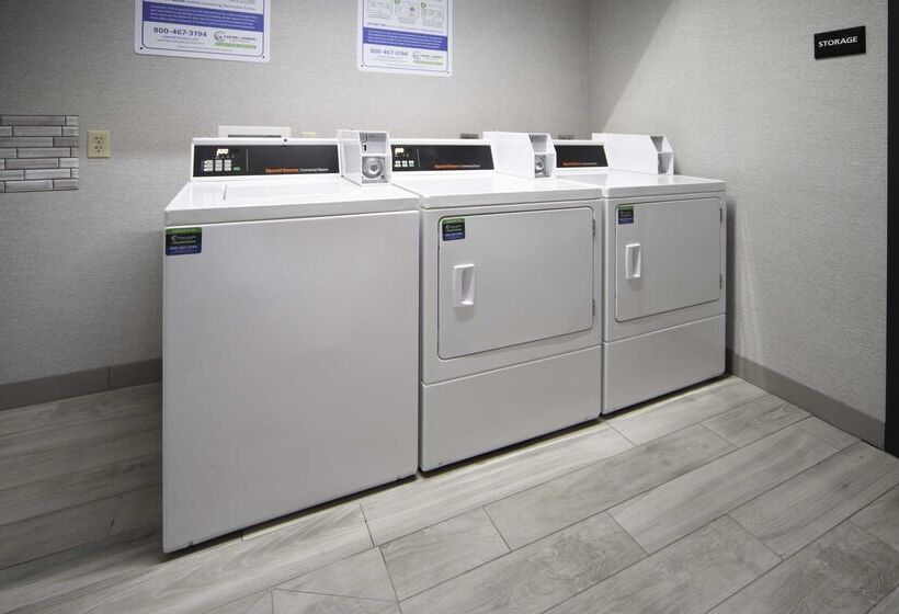 فندق Hampton Inn Bryant