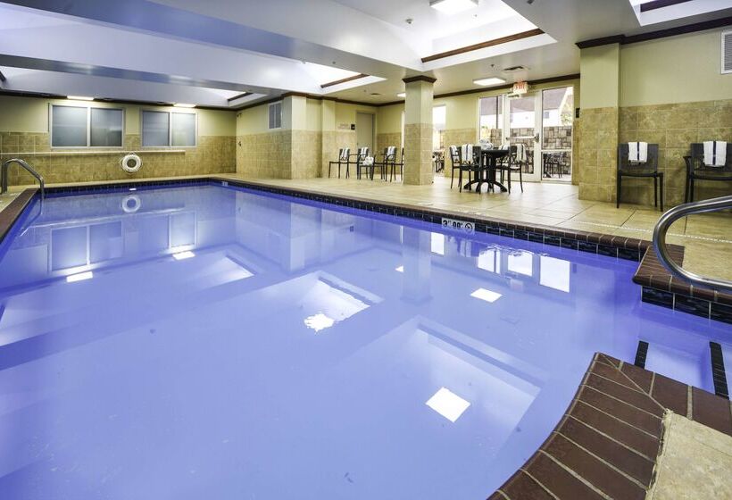 فندق Hampton Inn Bryant