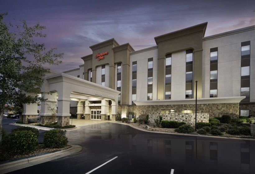 فندق Hampton Inn Bryant