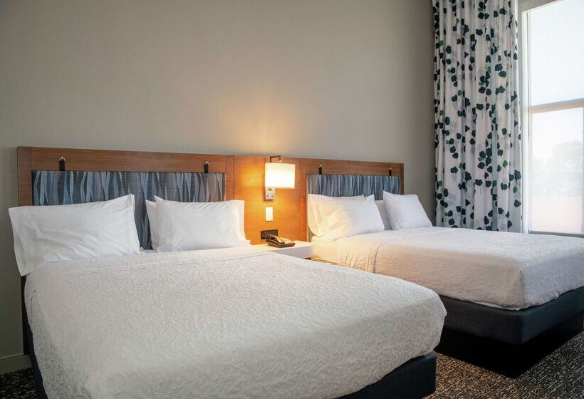 فندق Hampton Inn & Suites Los Angeles/sherman Oaks