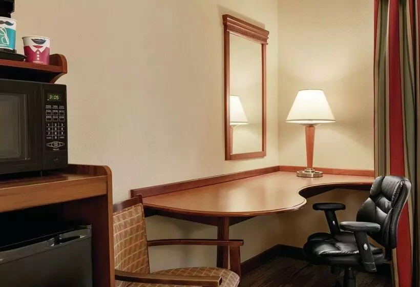 Hotel Hampton Inn & Suites Williamsburg Historic District