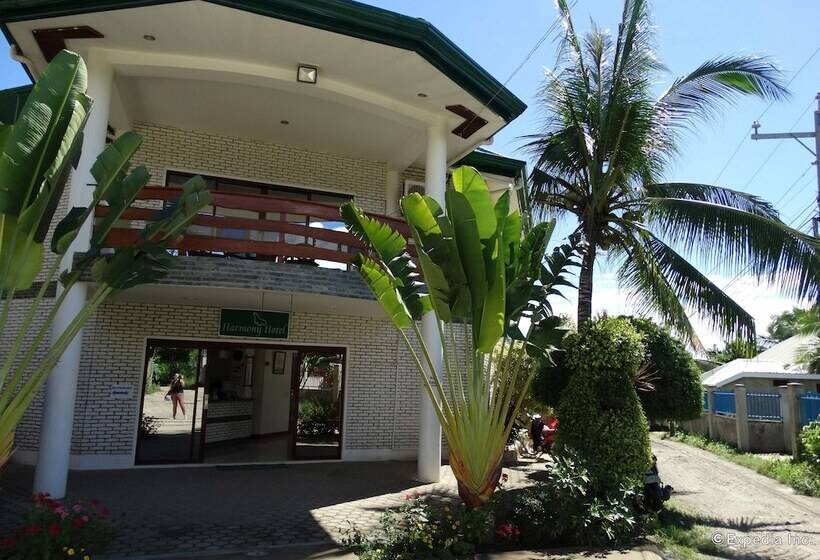 בית מלון כפרי Harmony