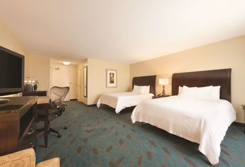 فندق Hilton Garden Inn Fargo