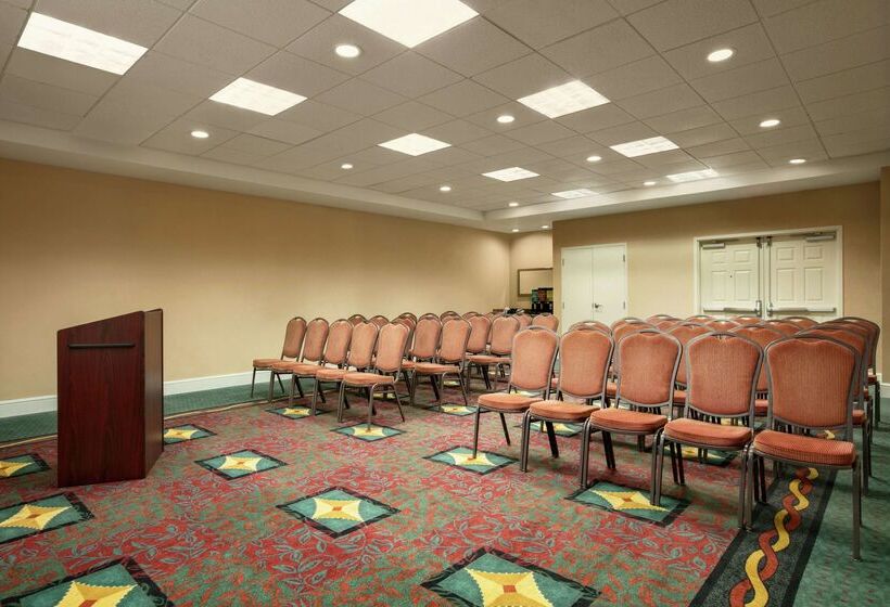 בית מלון כפרי Hilton Garden Inn Fort Myers Airport/fgcu